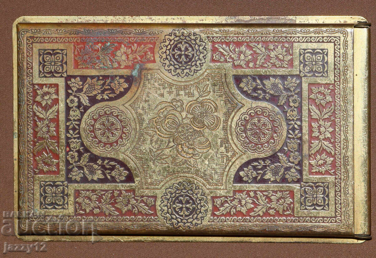 Стар месингов тефтер скицник за рисуване с цена 120.00 лв. | € 61.36 Стар месингов тефтер скицник за рисуване с цена 120.00 лв. | € 61.36