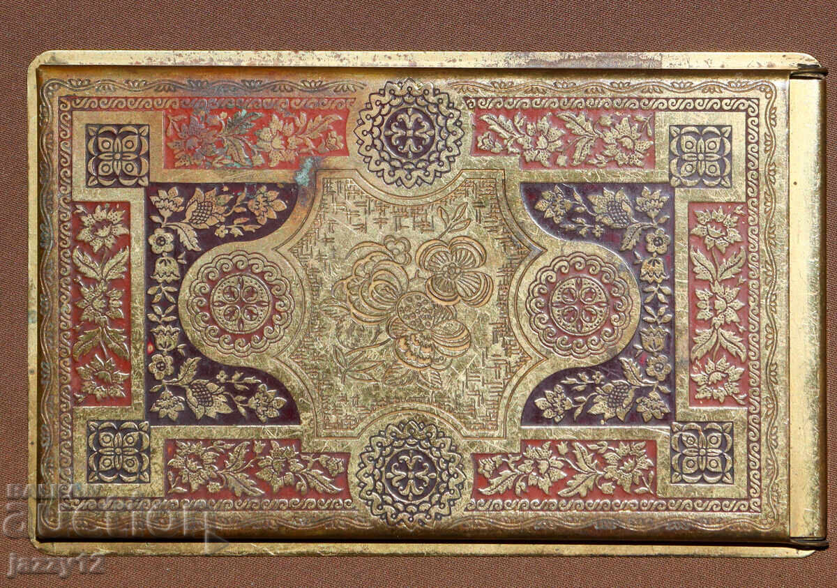 Стар месингов тефтер скицник за рисуване Стар месингов тефтер скицник за рисуване