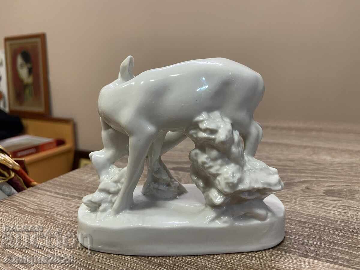 Porcelain figurine "Doe with fawn" with price € 30.00 | 58.68 BGN