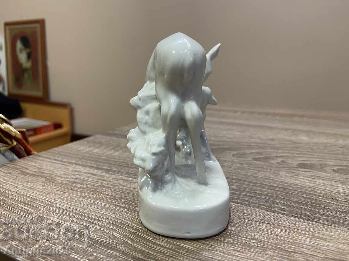 Auction  Porcelain figurine "Doe with fawn"