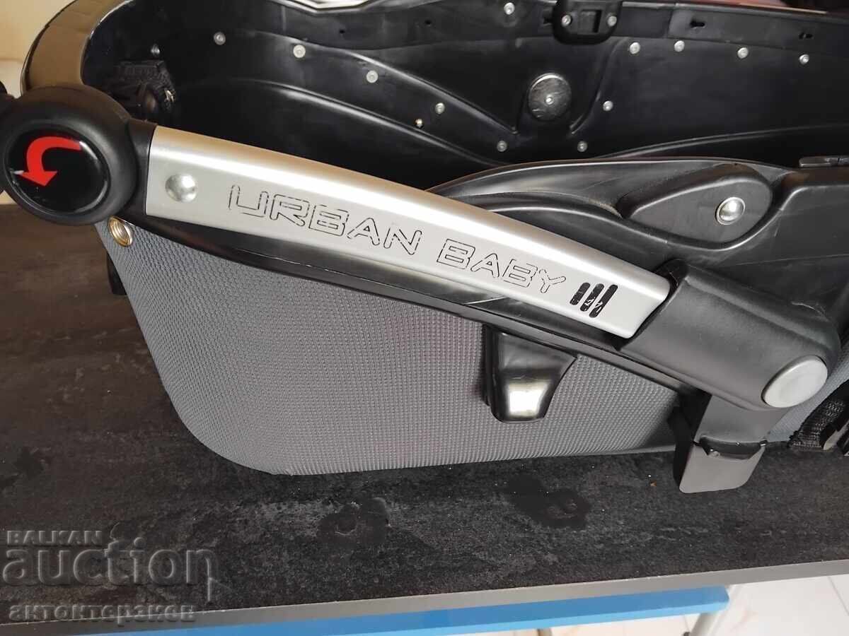 Licitație Coș pentru nou-născut, păstrat/funcțional - Giordani Urban Baby