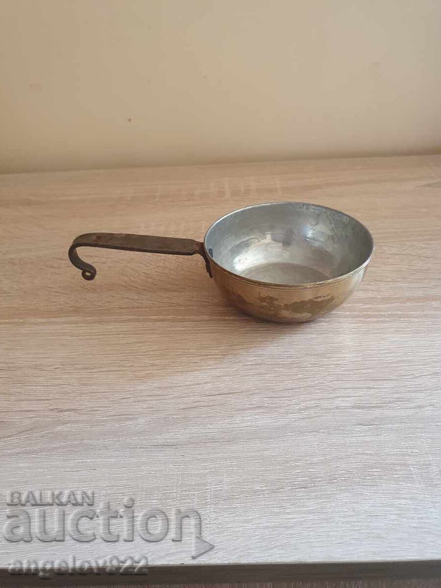 Auction Small bronze pan!!! Auction Small bronze pan!!!