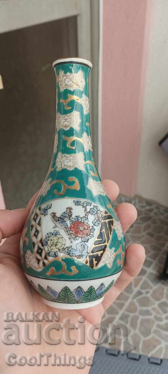 Vaza de portelan marcata