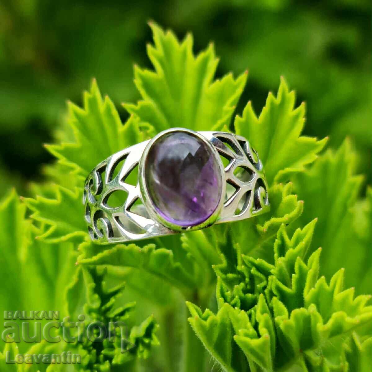 Аукцион Сребърен пръстен с Аметист