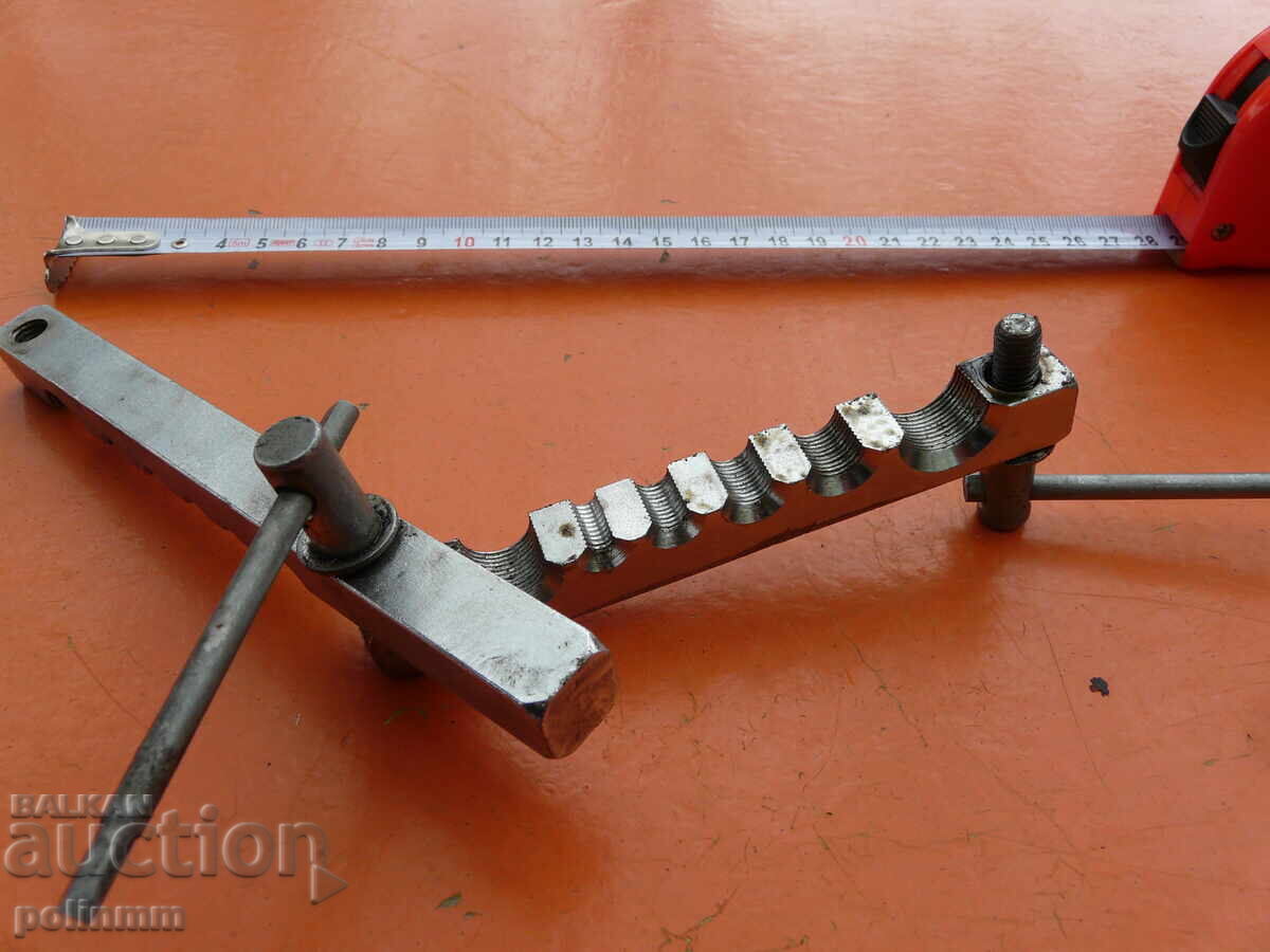 Auction Old quality die Auction Old quality die