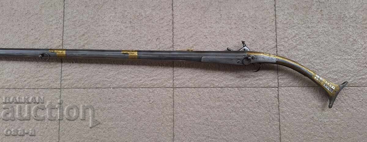 Homemade gun, glass bottle, toy pistol - 12