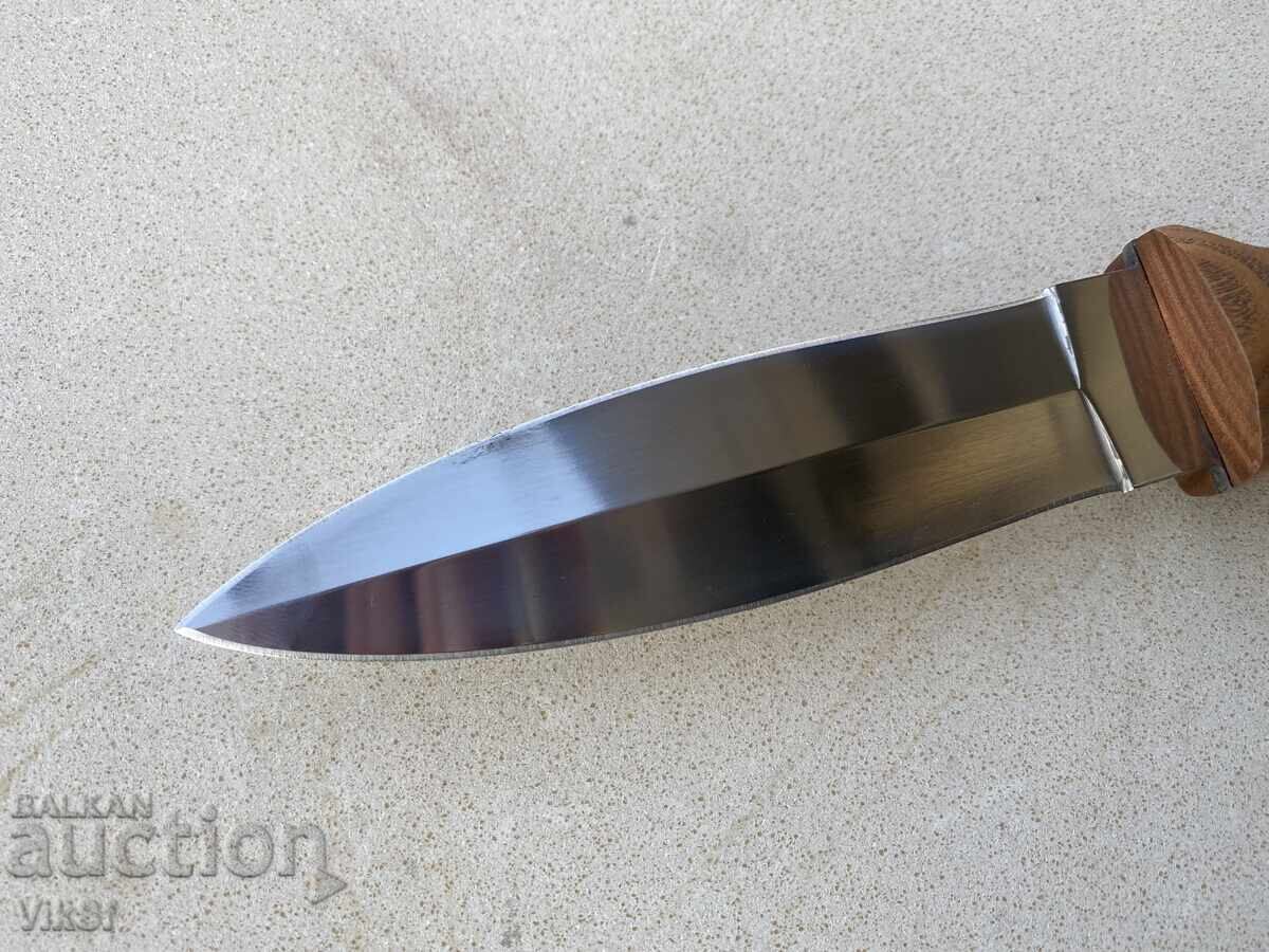 Licitație Kamă /Cuțit cu două tăișuri/ 135x238