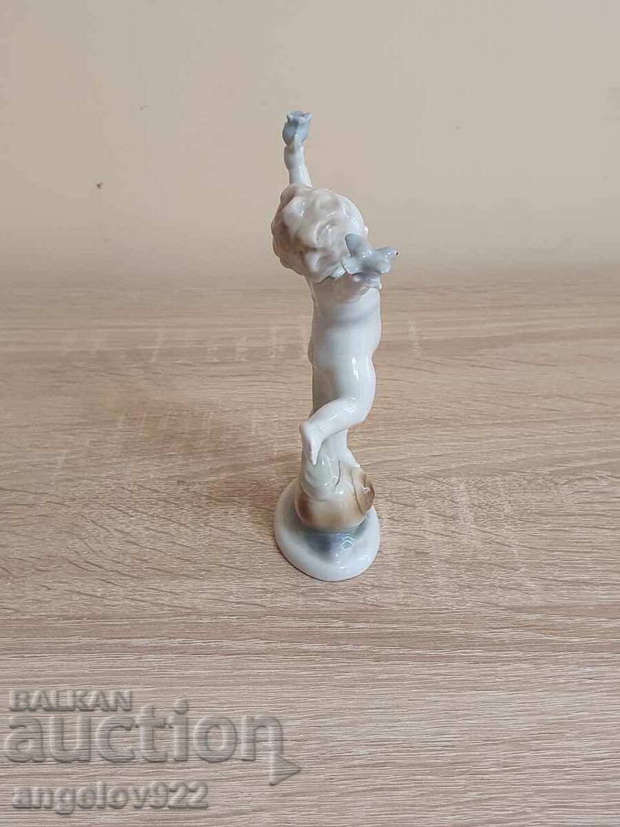 Auction German Porcelain Figure Statuette!!! Auction German Porcelain Figure Statuette!!!