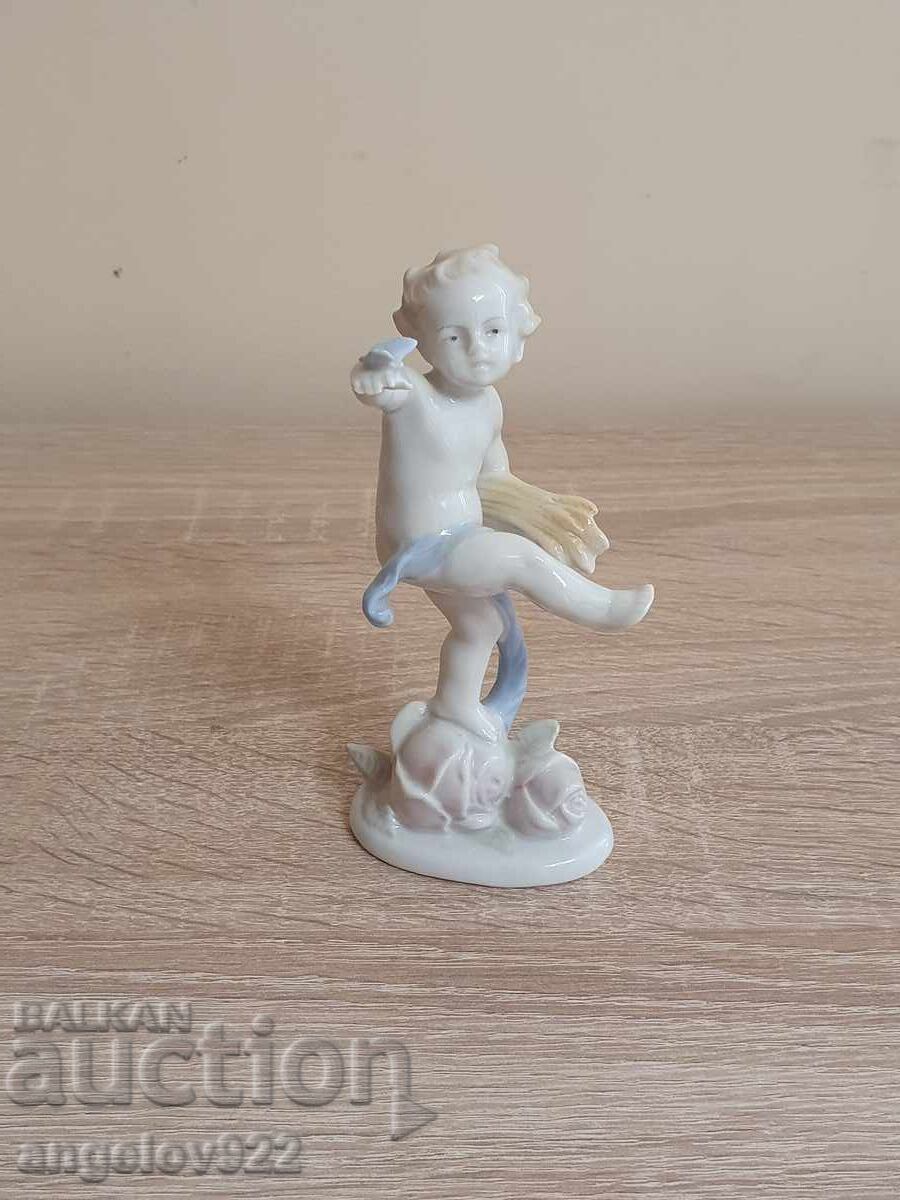 Auction German Porcelain Figure Statuette!!! Auction German Porcelain Figure Statuette!!!