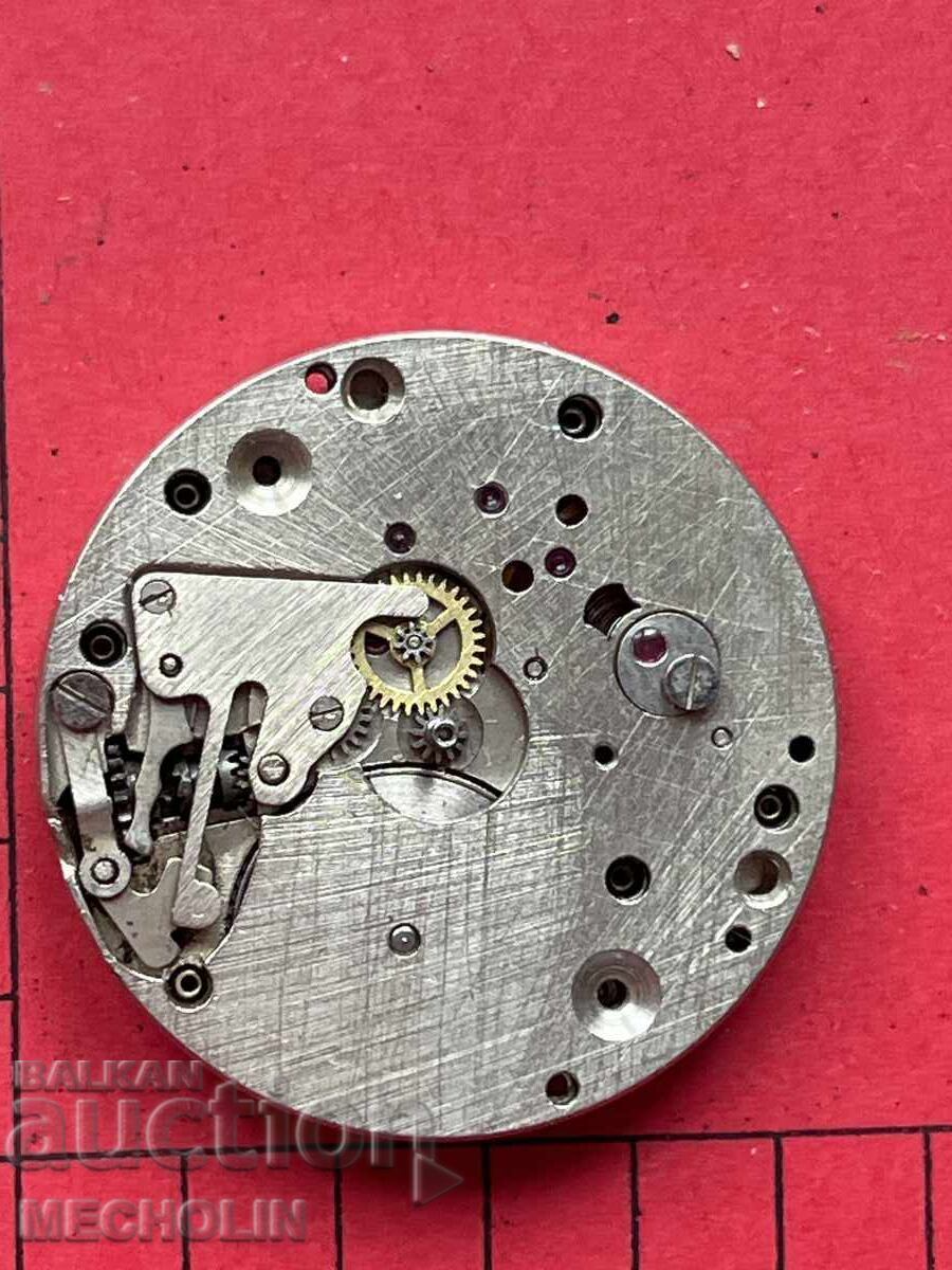 ЧАСОВНИК   механизъм РУСКИ ПОБЕДА 15 К с цена 10.00 лв. | € 5.11