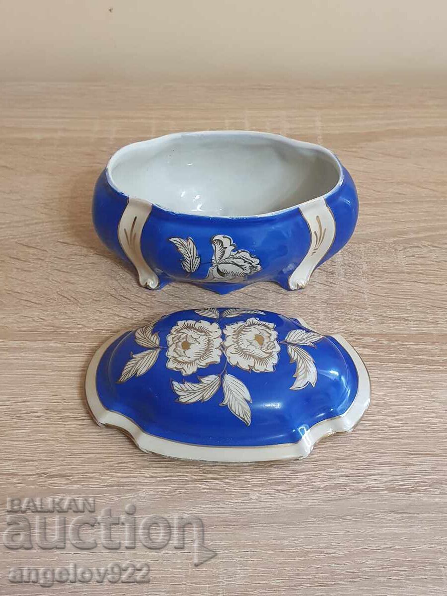 Porcelain Jewelry Box Oscar Schlegelmilch with price 19.00 BGN | € 9.71 Porcelain Jewelry Box Oscar Schlegelmilch with price 19.00 BGN | € 9.71