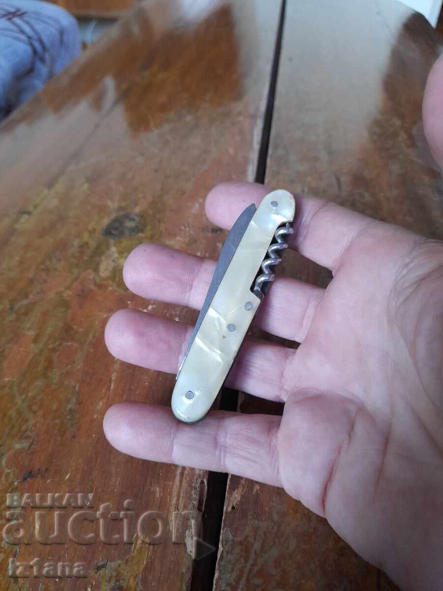 Old pocket knife, blade, blade with price 43.00 BGN | € 21.99 Old pocket knife, blade, blade with price 43.00 BGN | € 21.99