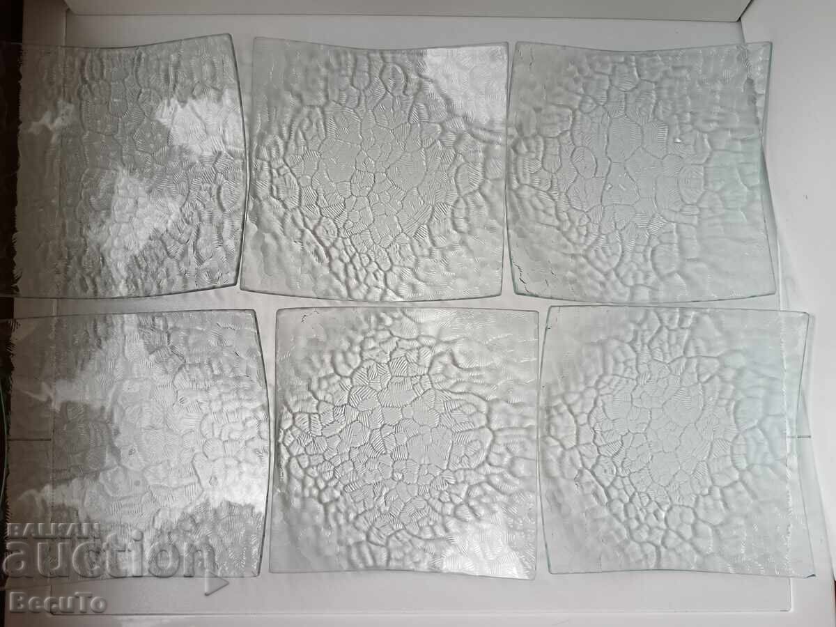 Delivery of Dessert plates of green-blue glass, square shape Delivery of Dessert plates of green-blue glass, square shape