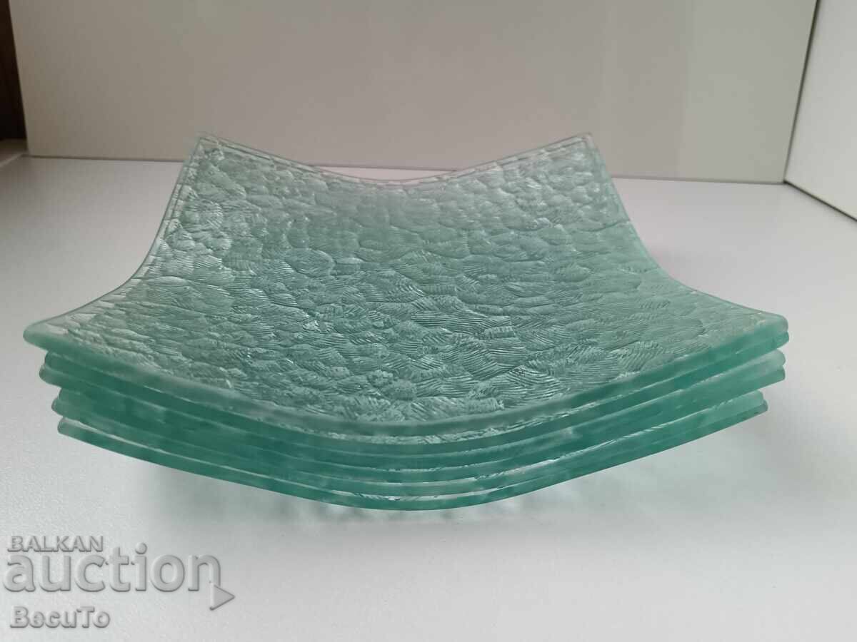 Dessert plates of green-blue glass, square shape Dessert plates of green-blue glass, square shape