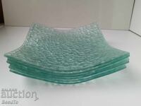 Dessert plates of green-blue glass, square shape
