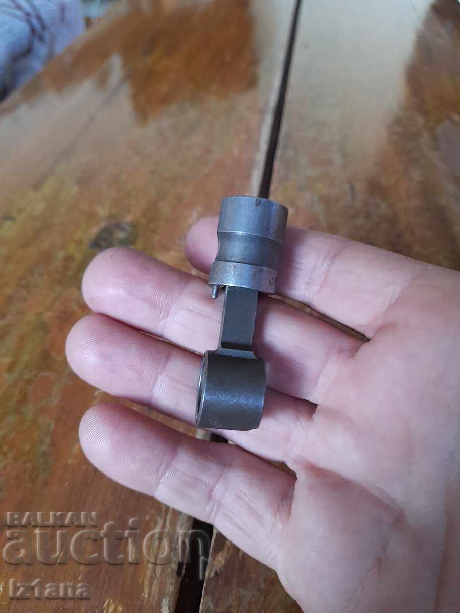 Engine Piston Souvenir with price 22.00 BGN | € 11.25