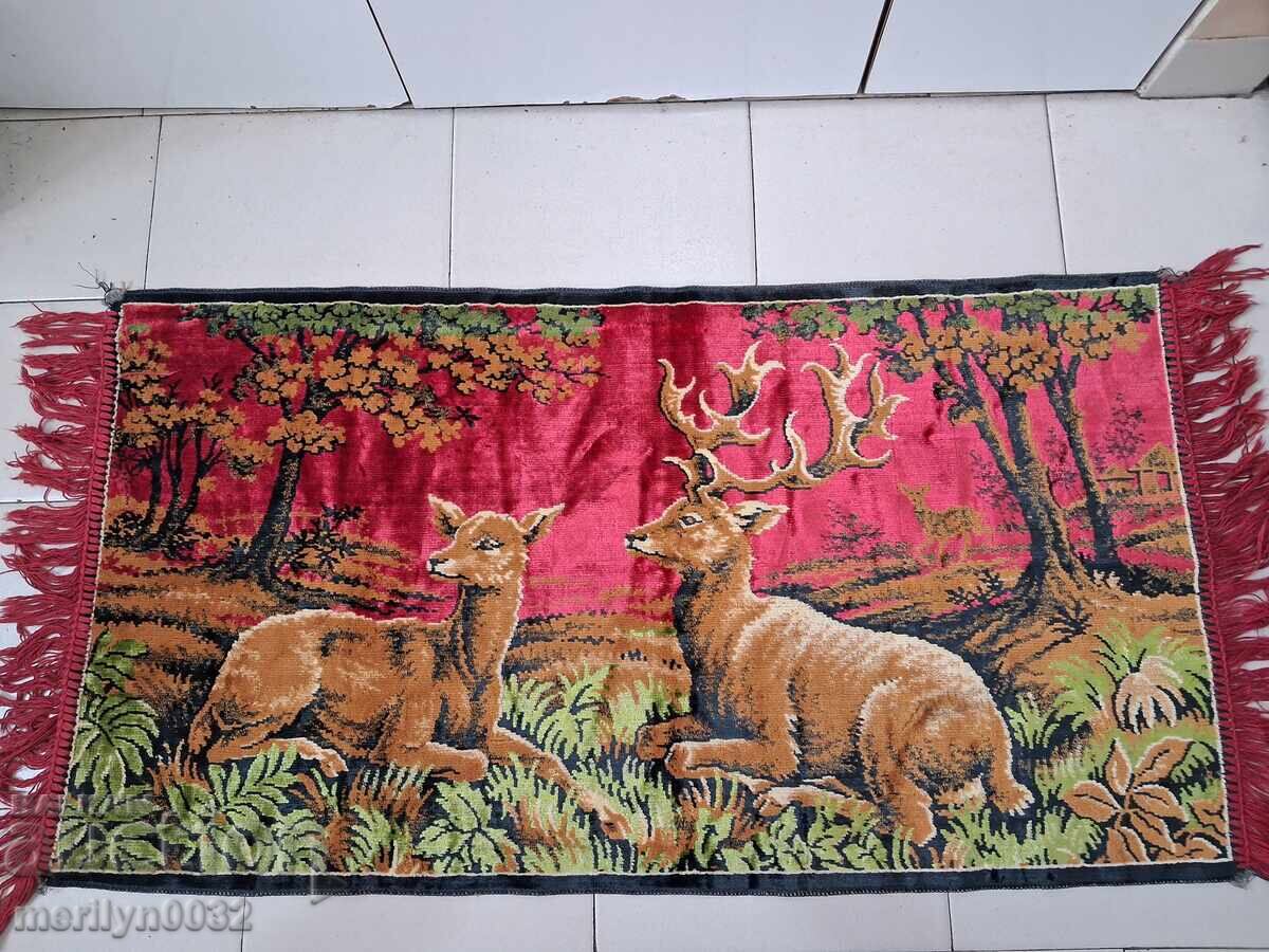 Παλιό βελούδινο χαλί τοίχου, χαλί, πάνελ, εικόνα χαλί με τιμή 75.00 BGN | € 38.35