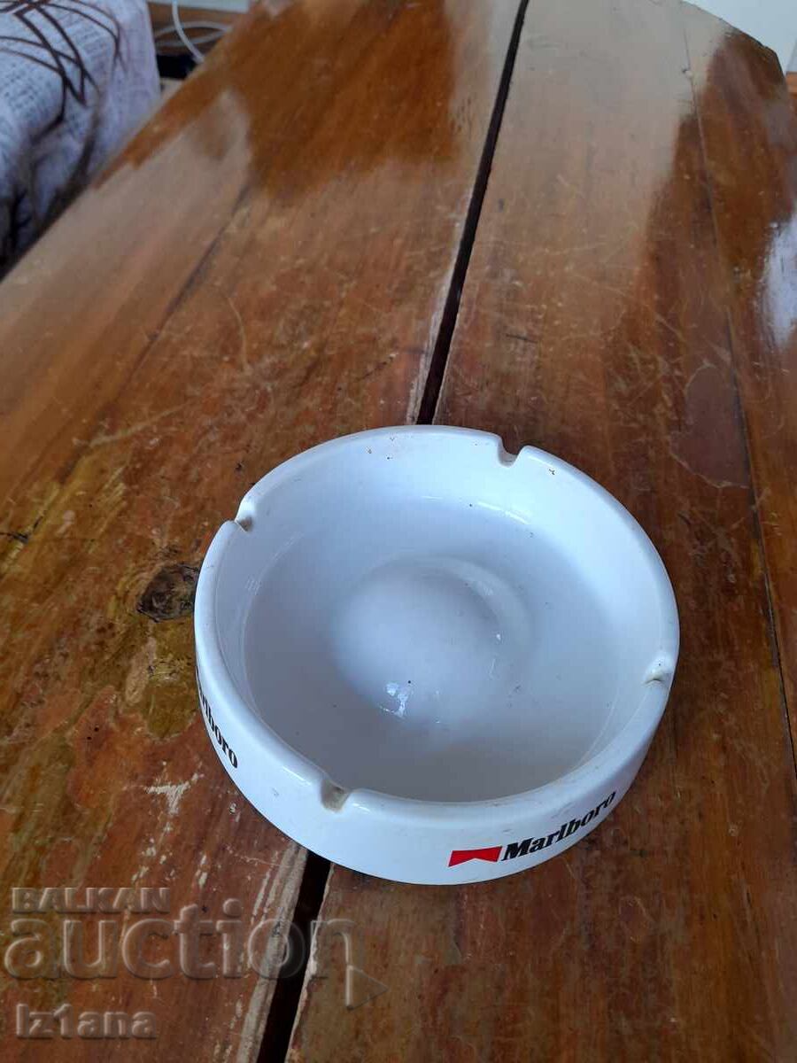 Δημοπρασία Παλιό τασάκι Marlboro