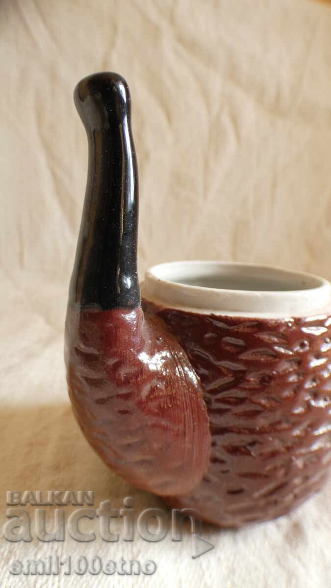 Licitație Ceașcă în formă de Pipă porțelan bulgăresc vechi Kitka Novi Pazar Licitație Ceașcă în formă de Pipă porțelan bulgăresc vechi Kitka Novi Pazar