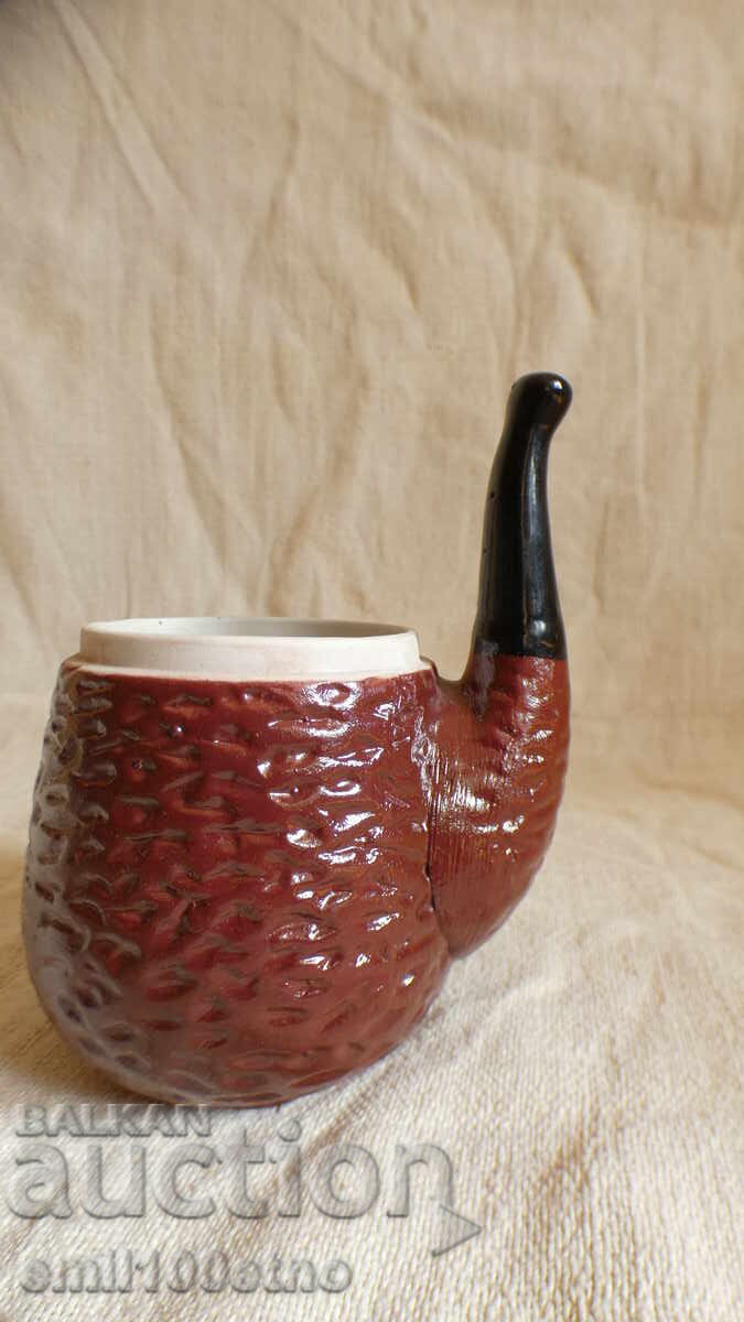 Ceașcă în formă de Pipă porțelan bulgăresc vechi Kitka Novi Pazar Ceașcă în formă de Pipă porțelan bulgăresc vechi Kitka Novi Pazar