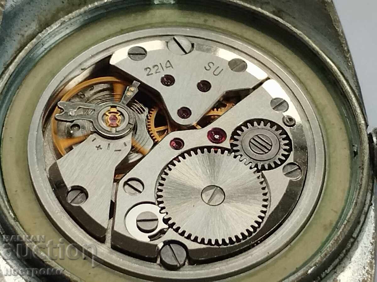 Римски цифри черен циферблат Восток 2214 - СССР - А 5780 - 5 Римски цифри черен циферблат Восток 2214 - СССР - А 5780 - 5