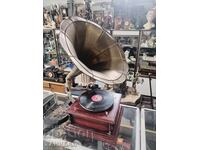 OLD RETRO GRAMOPHONE WITH HORN
