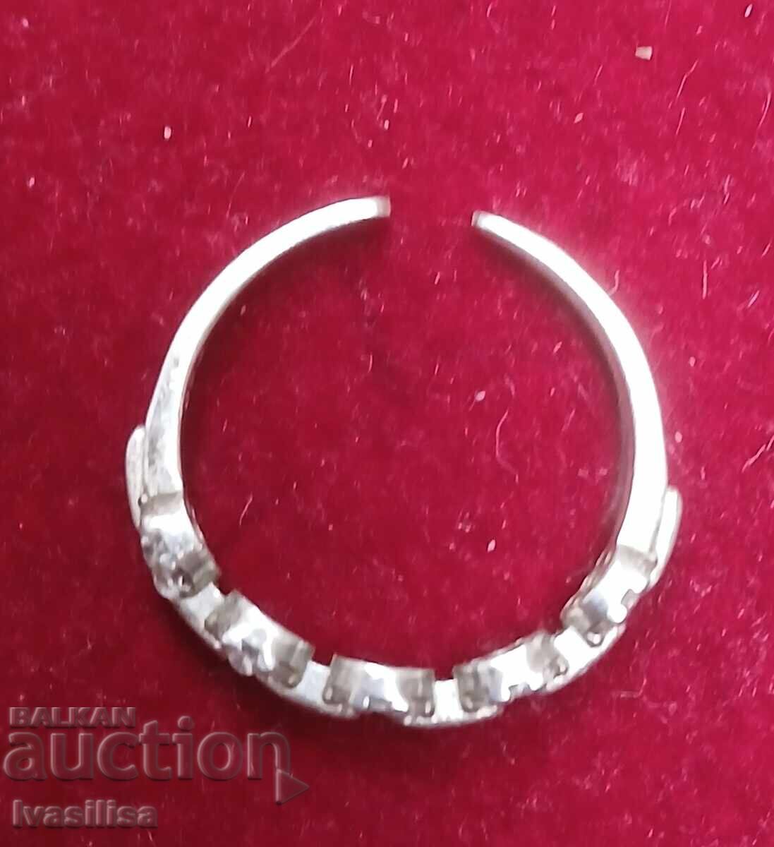 Ασημένιο γυναικείο δαχτυλίδι