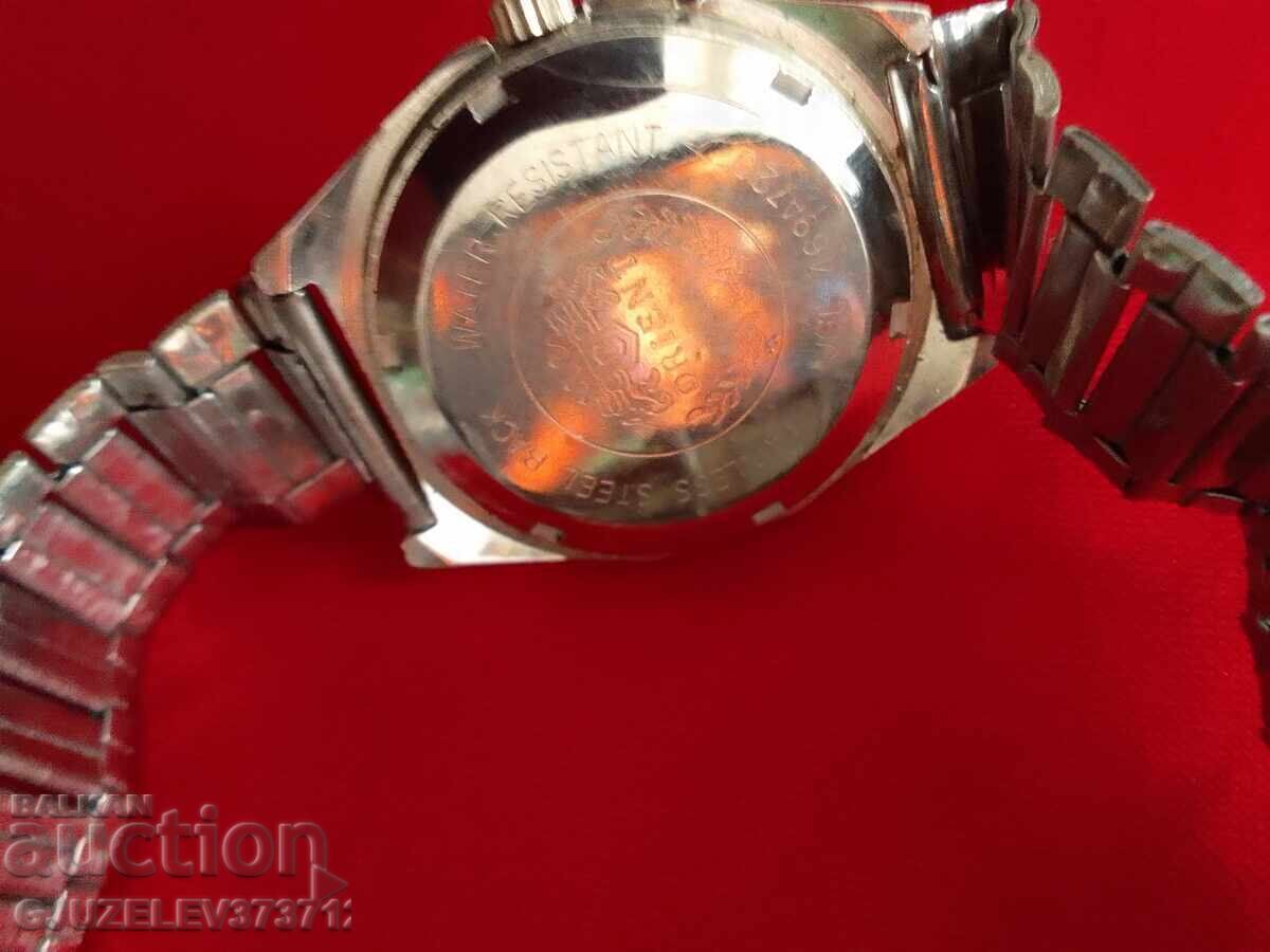 Доставка на часовник Orient. оригинален Механичен механизъм . Кристалн Доставка на часовник Orient. оригинален Механичен механизъм . Кристалн