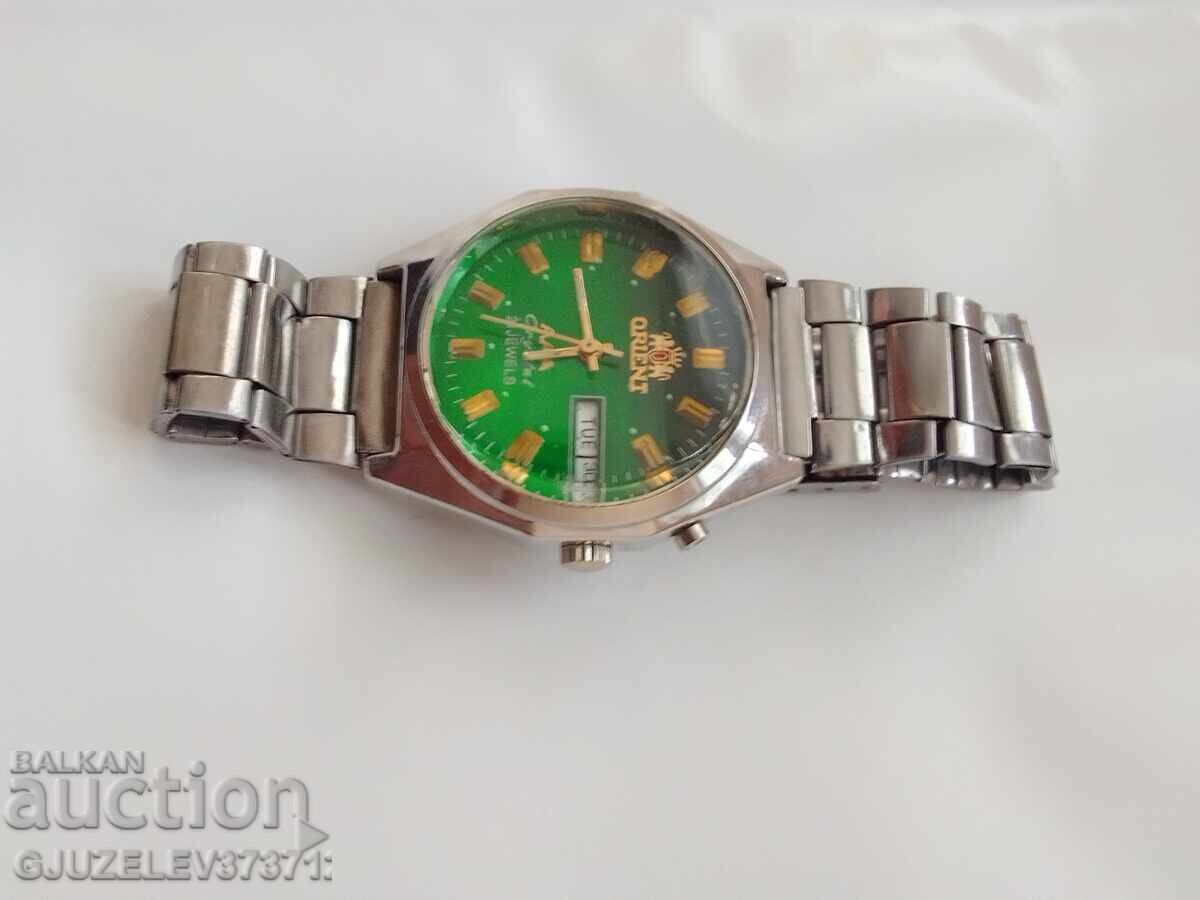 часовник Orient. оригинален Механичен механизъм . Кристалн - 6 часовник Orient. оригинален Механичен механизъм . Кристалн - 6