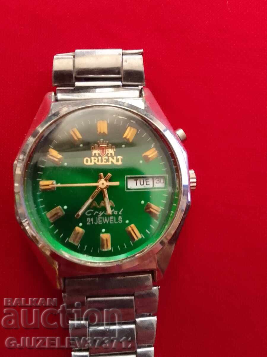часовник Orient. оригинален Механичен механизъм . Кристалн - 7 часовник Orient. оригинален Механичен механизъм . Кристалн - 7