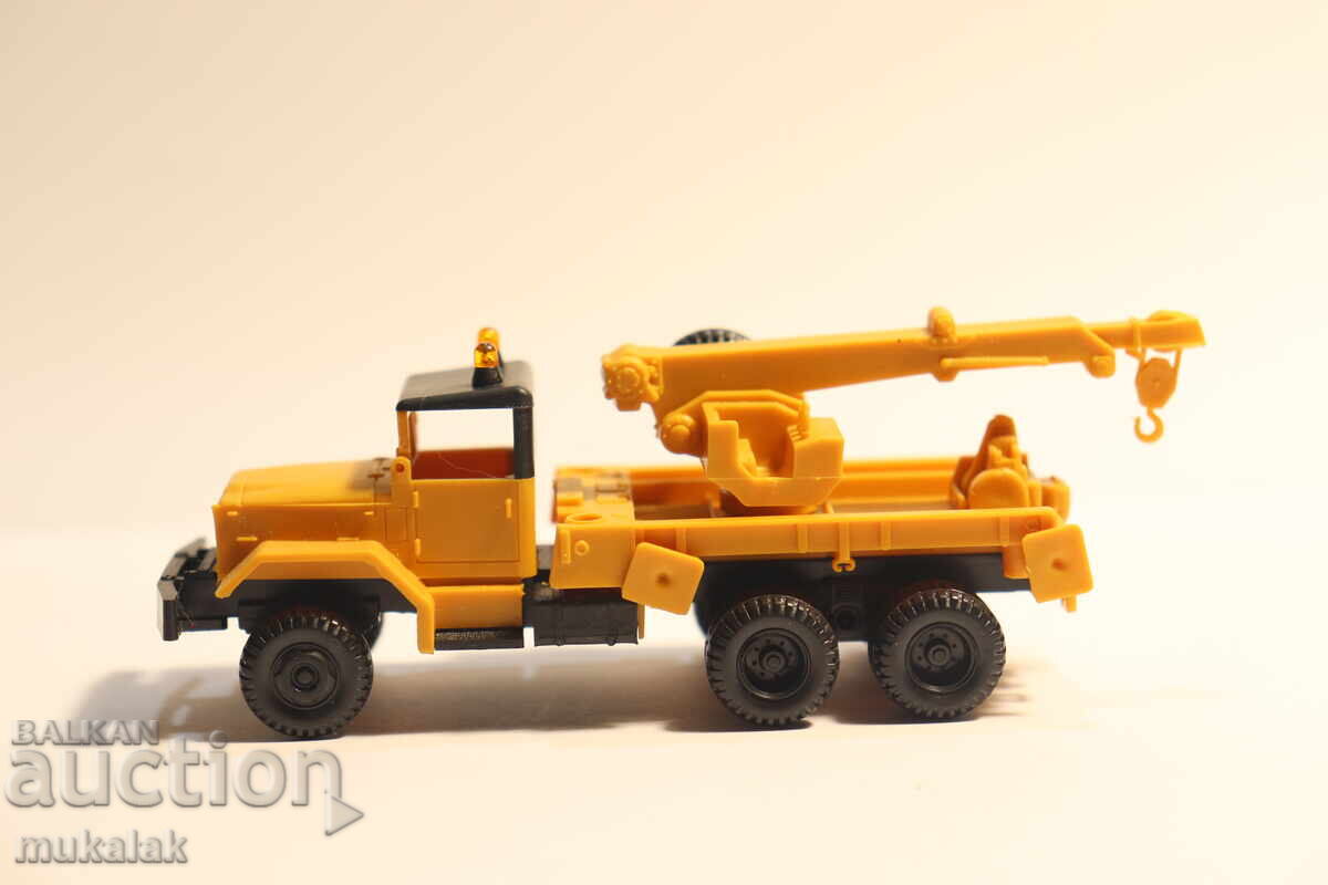 ROCO H0 1/87 TRUCK CRANE MODEL