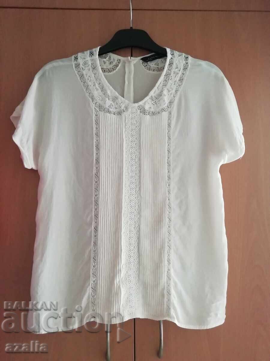 Elegant women's blouse ZARA WOMAN, ecru, with lace, size M Elegant women's blouse ZARA WOMAN, ecru, with lace, size M