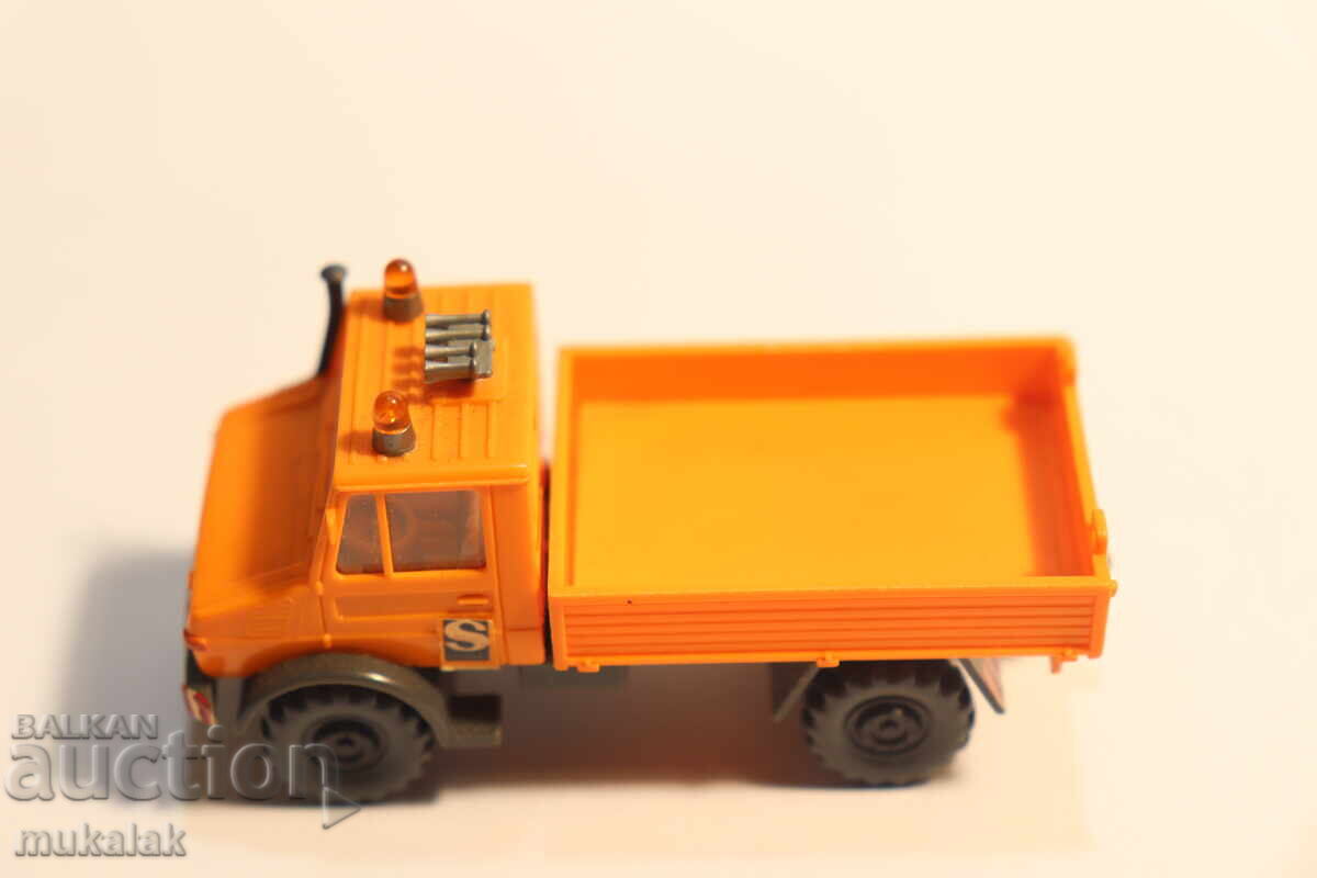 Auction  Wiking H0 1/87 Mercedes Unimog Truck Model