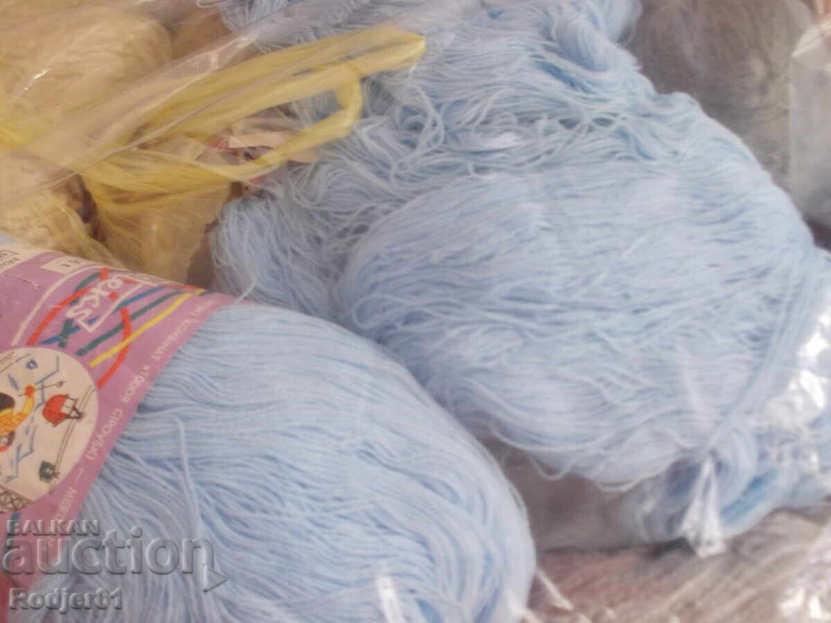 De la dulapul bunicii - fire de tricotat - 6