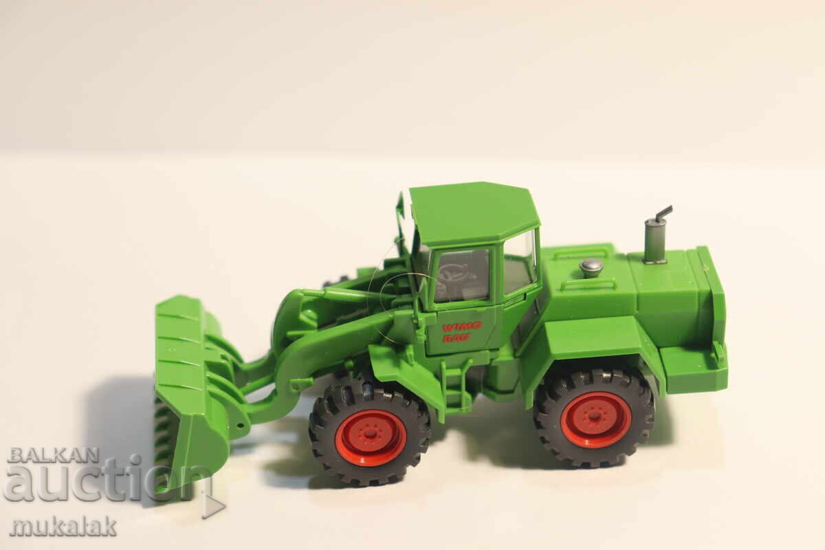 WIKING H0 1/87 ΦΑΔΡΟΜΑ ΜΠΑΓΕΡ ΤΟΜΑΡΑΤΣ ΚΑΜΙΟΝ ΜΟΝΤΕΛΟ με τιμή 15.00 BGN | € 7.67