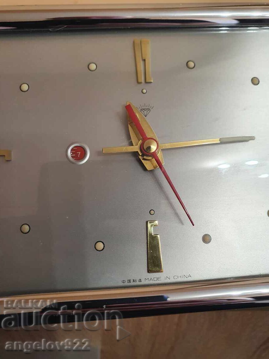 Delivery of Working Chinese Mechanical Metal Watch Delivery of Working Chinese Mechanical Metal Watch