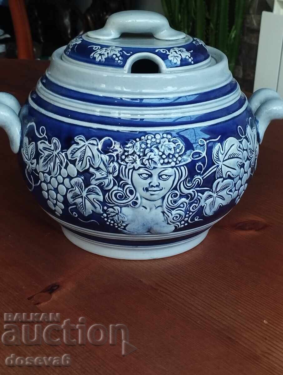 супник с високо качество без шупли и пукнатини с цена 65.00 лв. | € 33.23