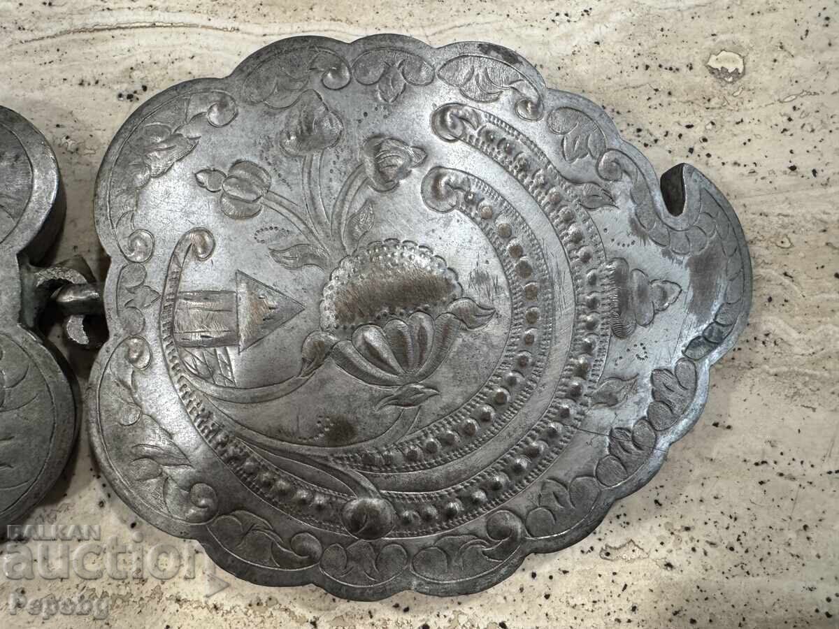 Аукцион Стари автентични пафти