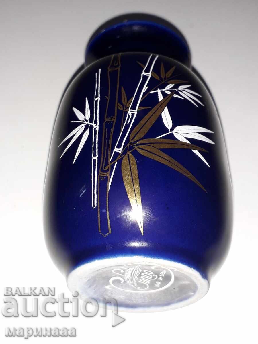 VASE. PORCELAIN, COBALT, GOLD PLATING. SPAIN with price 5.00 BGN | € 2.56