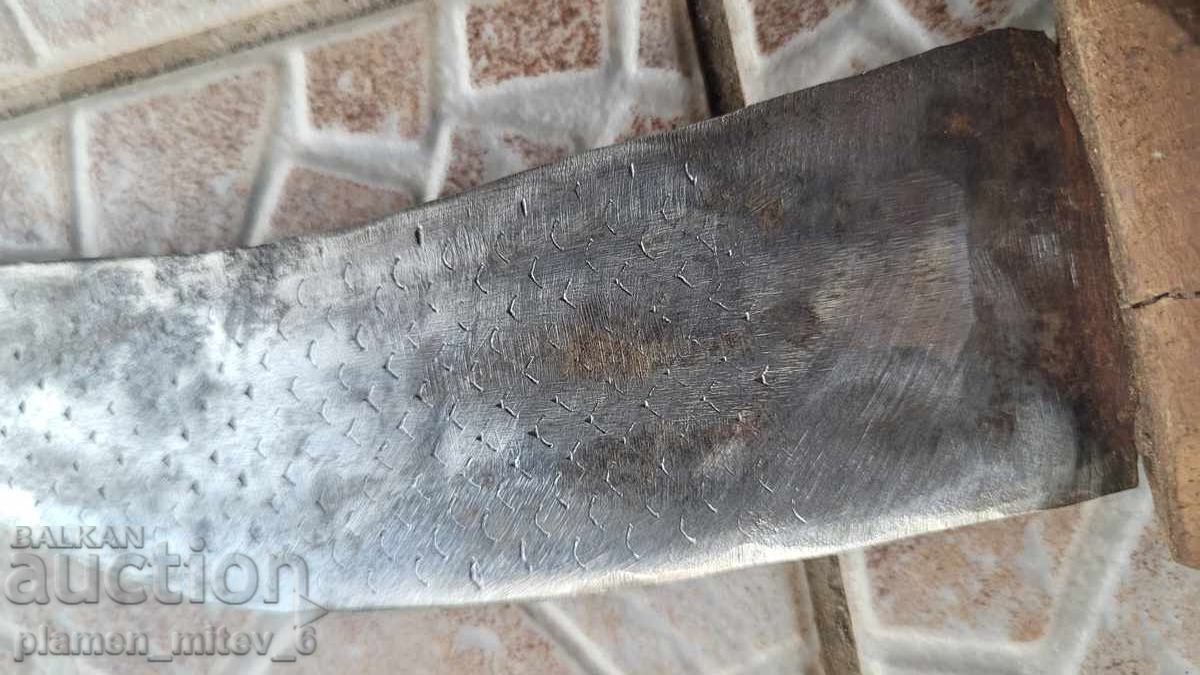 Δημοπρασία Μαχαίρι, καμά, κιντζάλ, τζαμπιά