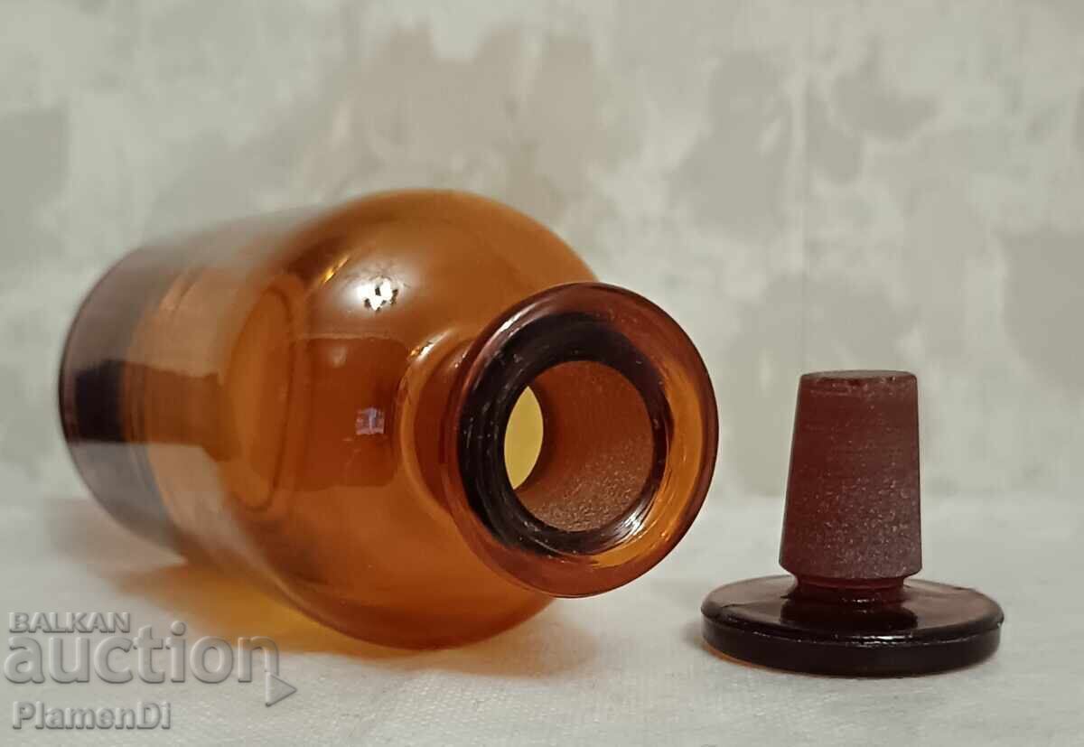 Παράδοση Παλιό μπουκάλι φαρμακείου