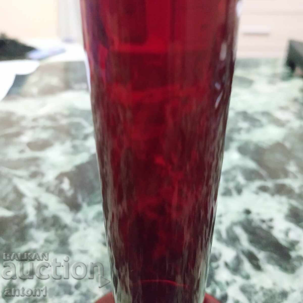 Γυάλινο βάζο με τιμή 25.00 BGN | € 12.78