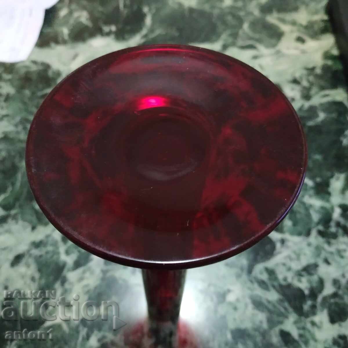 Аукцион Стъклена ваза