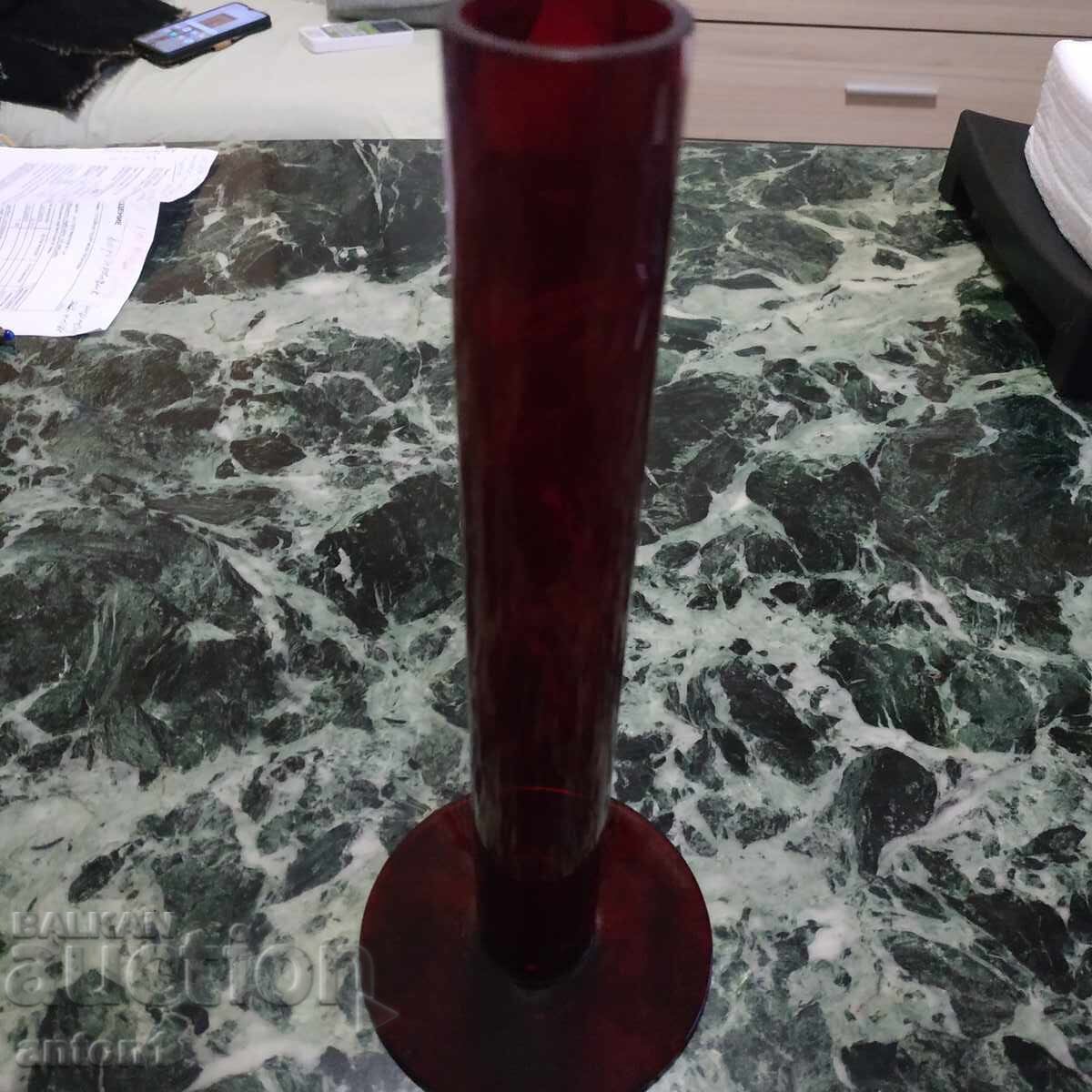 Стъклена ваза - 5