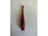 Vechi Mustiuc de Lemn, Țigări