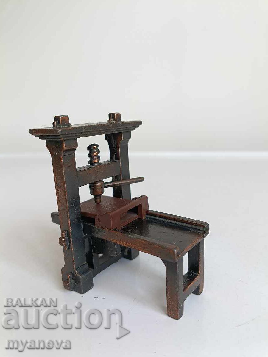 Collectible figure, pencil sharpener - 5