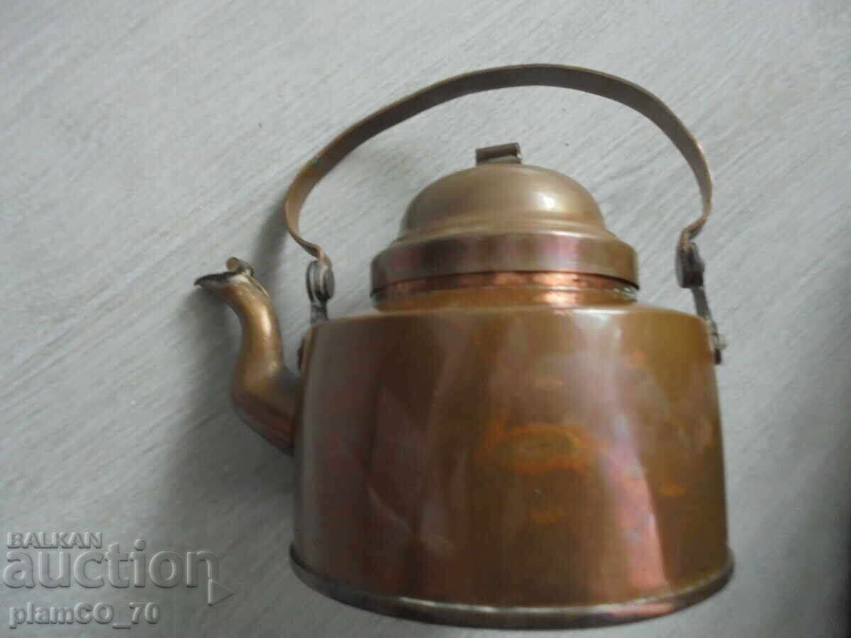 №*8315 Старинен меден чайник с цена 35.00 лв. | € 17.90 №*8315 Старинен меден чайник с цена 35.00 лв. | € 17.90