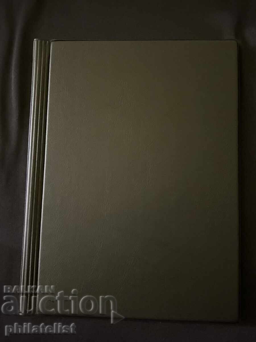 Auction ELEGANT Coin Album for 120 coins in cardboard holders with 10 black sheets Auction ELEGANT Coin Album for 120 coins in cardboard holders with 10 black sheets