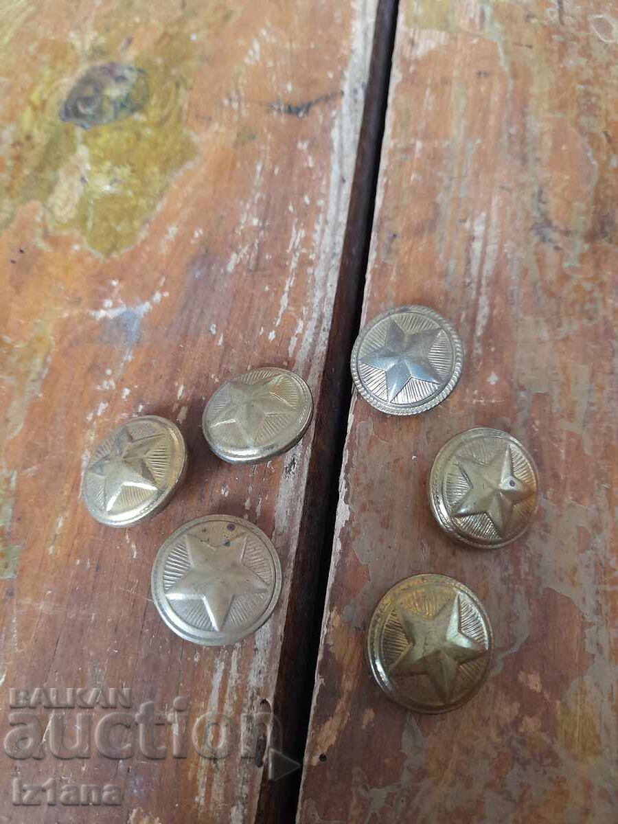 Παλιά στρατιωτικά κουμπιά με τιμή 13.00 BGN | € 6.65 Παλιά στρατιωτικά κουμπιά με τιμή 13.00 BGN | € 6.65