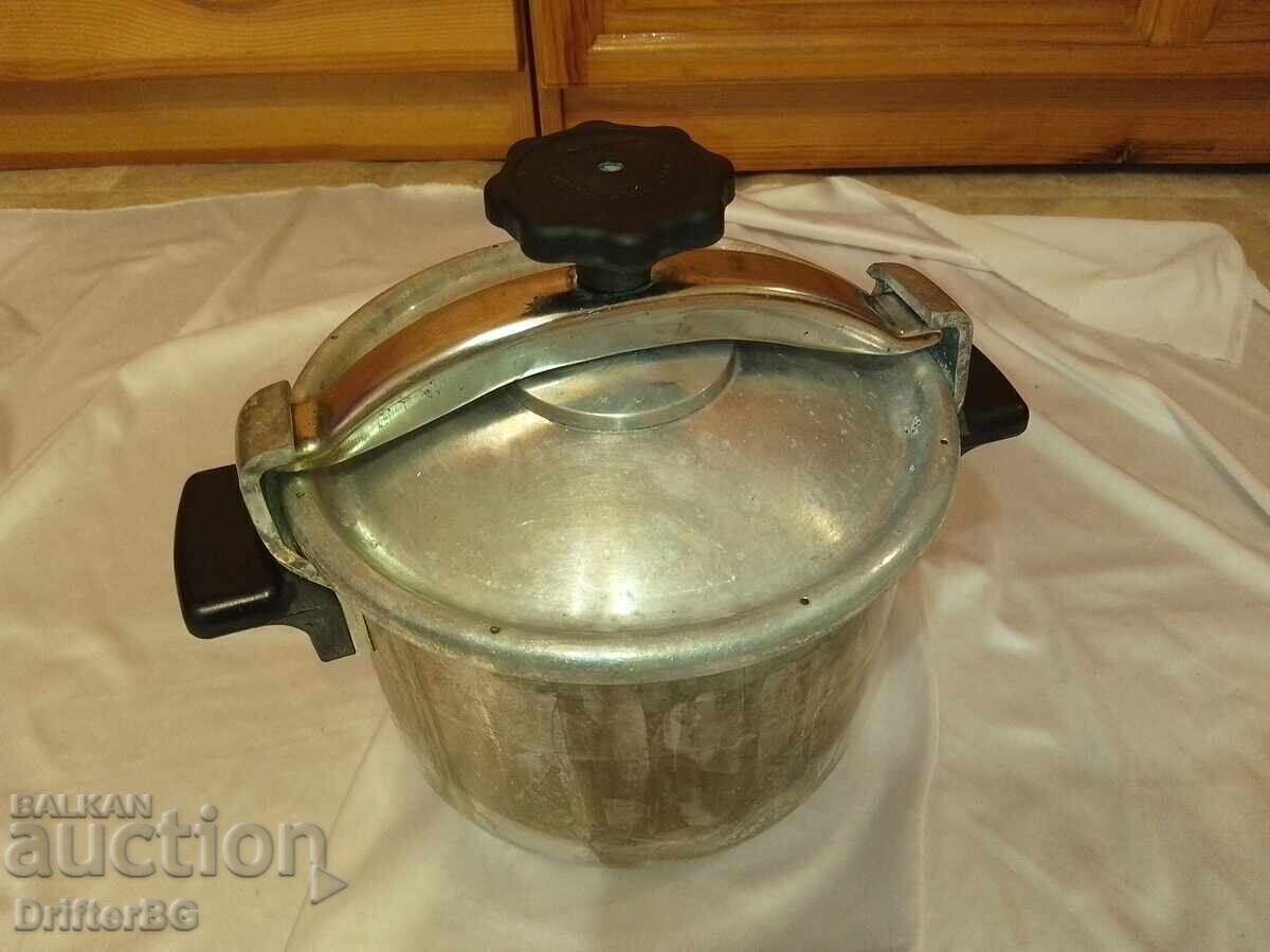 Pressure Cooker Minutka USSR Pressure Cooker Minutka USSR